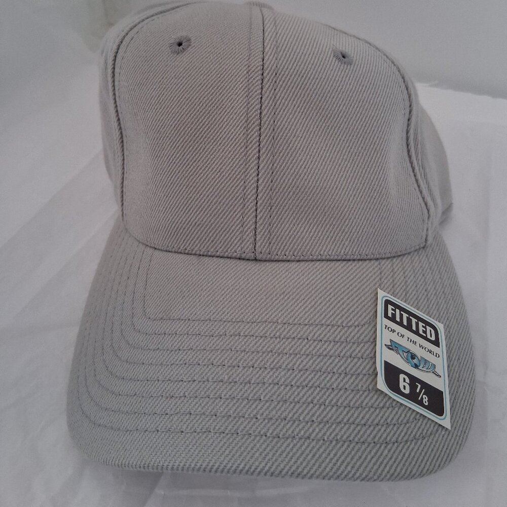 Top of The World Men's Fitted Baseball Cap Color Light Gray Size 6 7/8 NWOT